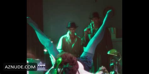 SOPHIE EVANS Nude AZNude