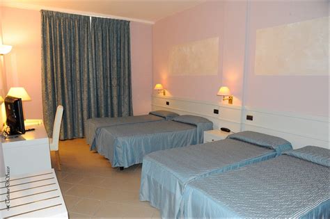 Euro Hotel Rooms: Pictures & Reviews - Tripadvisor