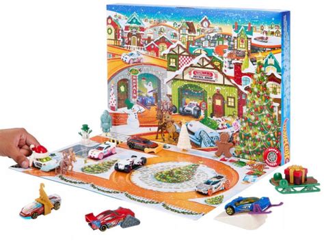 Адвент календарь Hot Wheels Набор автомобилей Хот Вилс с машинками и аксессуарами HKL