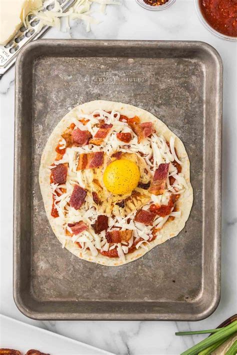 Easy Breakfast Tortilla Pizza with Egg - Cooking Up Memories
