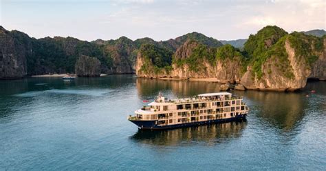 From Hanoi: Overnight Ha Long Bay Cruise w/ Meals & Transfer | GetYourGuide