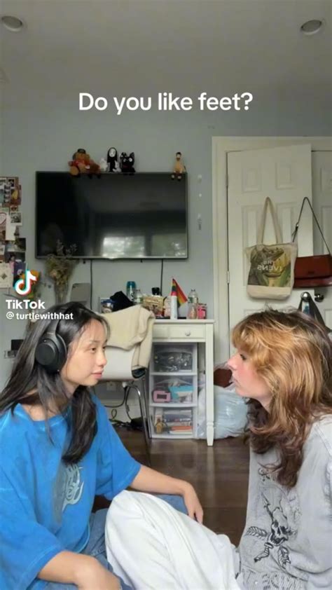 Izzy And Emma TikTok Girlfriend Goals Cute Lesbian Couples Cute Couples Goals