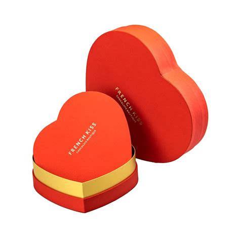 Коробка-сердце для конфет шоколадного бутика French Kiss | Marketry