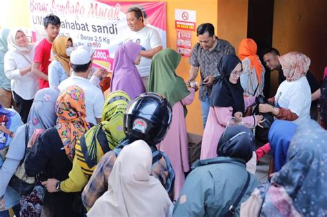 Harga Beras Naik UMKM Sahabat Sandi Gelar Bazar Sembako Murah Di Subang