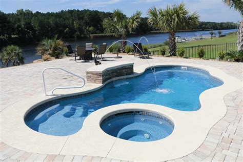Laguna Deluxe Model 14 X 30 Pool Latham Pool