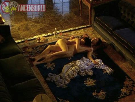 Naked Joanna Going In Keys To Tulsa