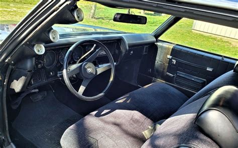 1972 Chevrolet Monte Carlo Interior Barn Finds