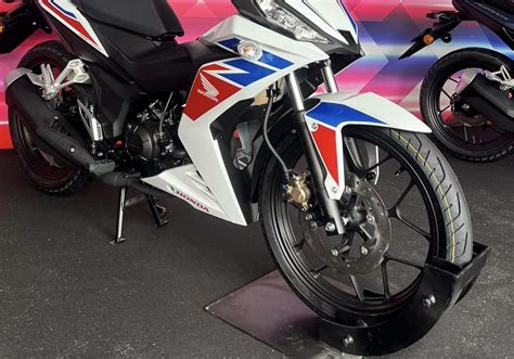 Tin xe máy hot 27 11 Honda mở bán đàn em giá rẻ của Winner X tại đại lý hạ đo ván Yamaha Exciter