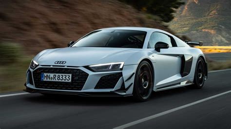 Audi R8 V10 GT 2023: новая специальная версия автомобиля
