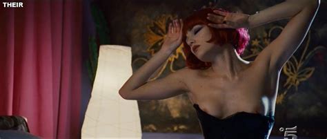 Naked Laura Chiatti In Io Loro E Lara