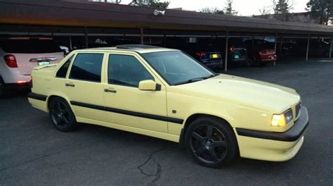 1995 Volvo 850 T-5R Yellow Sedan for Sale