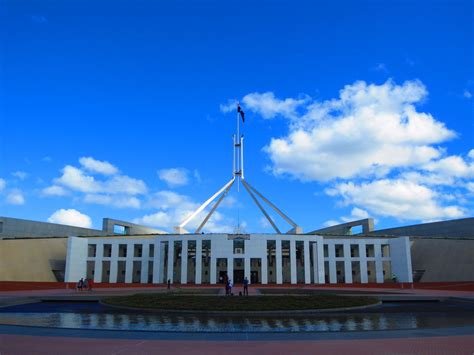 australian parliament house canberra act australia houses