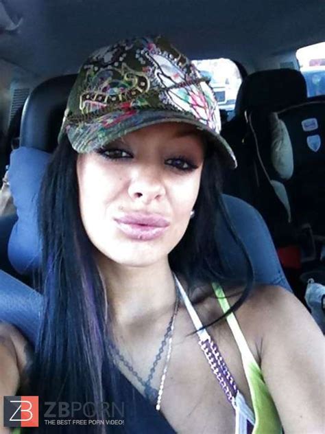 French Canadian Anais ZB Porn