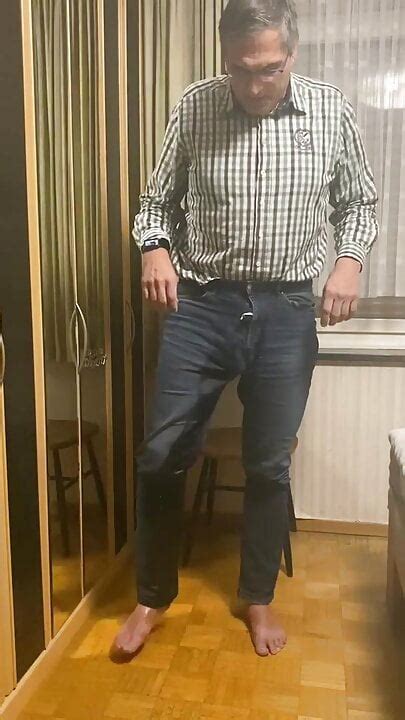 Einpissen Auf Befehl Vom Herren Gay Porn Xhamster Xhamster