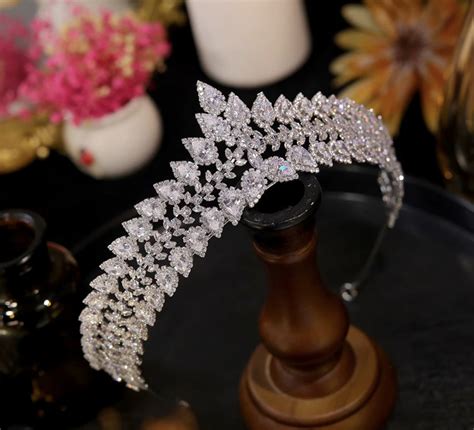 Braut Krone Tiara Diadem Cubic Zirkonia Braut Tiara Katarina Silber