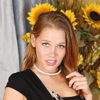 Rebecca Riley Babe Page Watch This Pornstar On FreeOnes