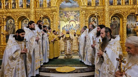 Божественная Литургия в день памяти Свт.Иоанна Златоуста.Sf.Liturghie ...