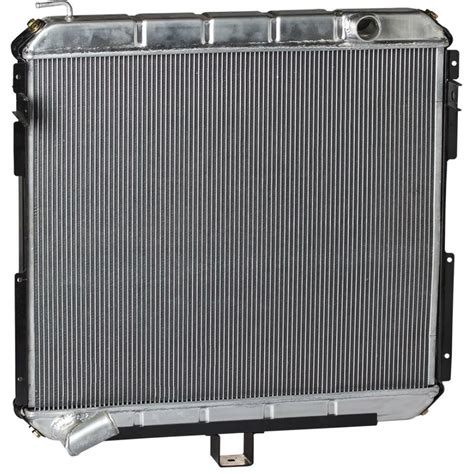 Радиатор охлаждения для автомобилей Валдай Cummins LUZAR LRc 03106b ...