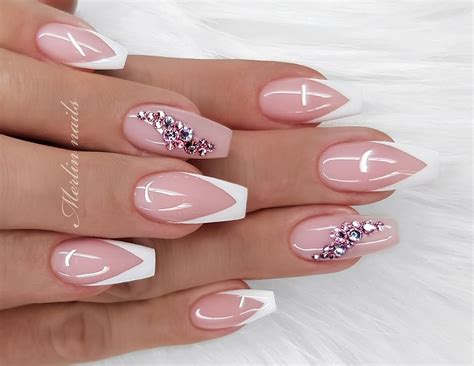 Modelo De Unha Em Gel Decorada - 9 Fotos de Unhas em Gel Decoradas para Você se Inspirar - Unhas ...