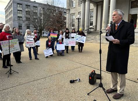 Concord Monitor Nh Lawmakers Tackle Leftovers While Looking Forward