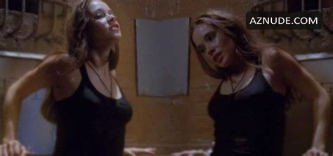 MARGUERITE MOREAU Nude AZNude