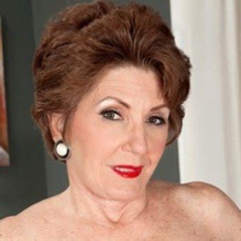 Bea Cummins Babe Page Watch This Pornstar On FreeOnes