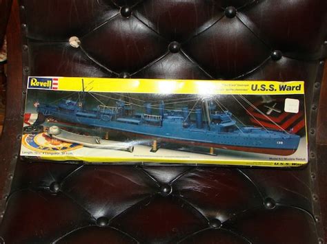 Vintage Revell 1987 Model Kit Uss Ward Four Stack Destroyer
