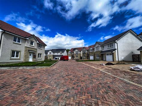 Alder Gate — Hood Construction