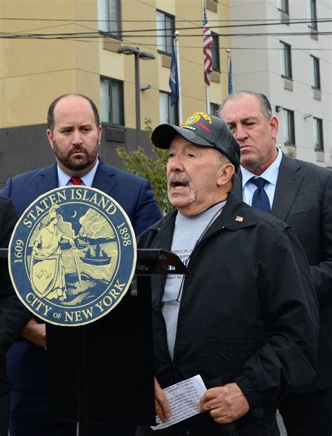 Staten Island pols express outrage over migrants being housed in a