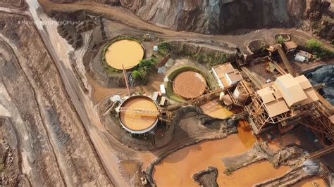 Mineradora Morro Do Ipe Cidade De Brumadinho Minas Gerais Brasil