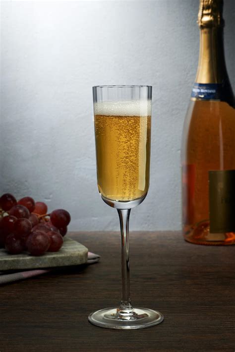 Neo Champagne Flutes Pcs Nude Erdem Akan FA