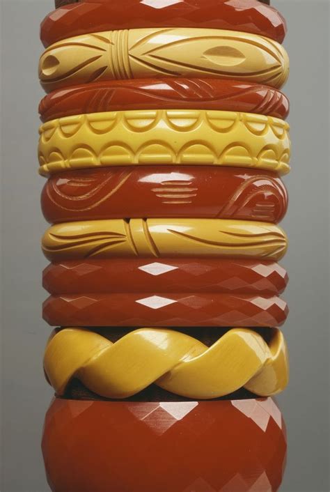 Learn How To Identify Bakelite Jewelry Bakelite Jewelry Vintage