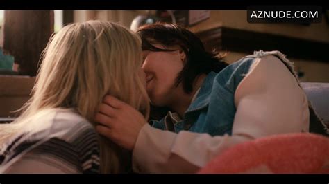 Renee Rapp Nude Aznude