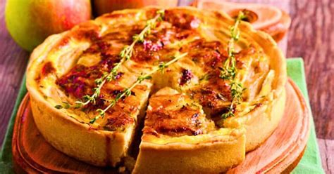 How to make a homemade quiche lorraine: Mary Berry's easy recipe is