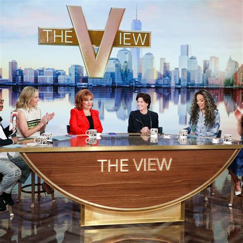 Shania Twain's Net Worth (2025) - Parade