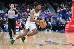Nba Deaaron Fox Carries Spurs Past Suns In Austin Gma News Online