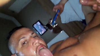 comiendo y golpeando duro y profundo el culo del maricón en la erección XVIDEOS