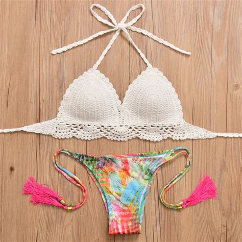 2017 New White Crochet Swimsuit Bikini Top Halter Floral Bottoms Two Piece Womens Bathing Suits