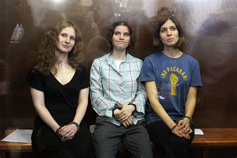 Corte Europea Condena A Rusia Por Crimen A Periodista En Y Juicio De Pussy Riot La Tercera