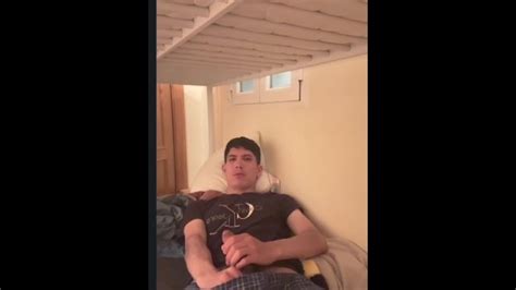 TE GUSTAN LOS TWINKS Miralo Como Se LLena De LECHE L Pornhub Gay