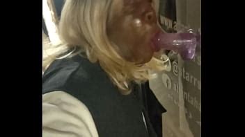 Kyla Throatz In Full View Sucking Dildo XNXX