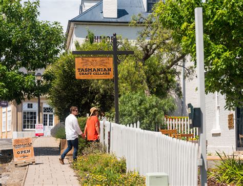 Ultimate Guide to Richmond Tasmania - Hobart and Beyond