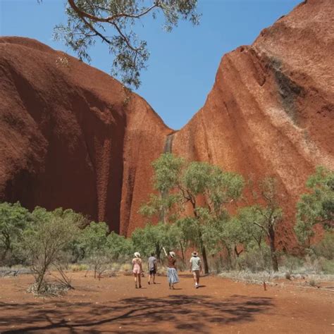 Alice Springs To Uluru Tour
