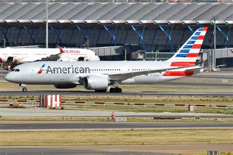 American Airlines N Bf Boeing Dreamliner Flickr