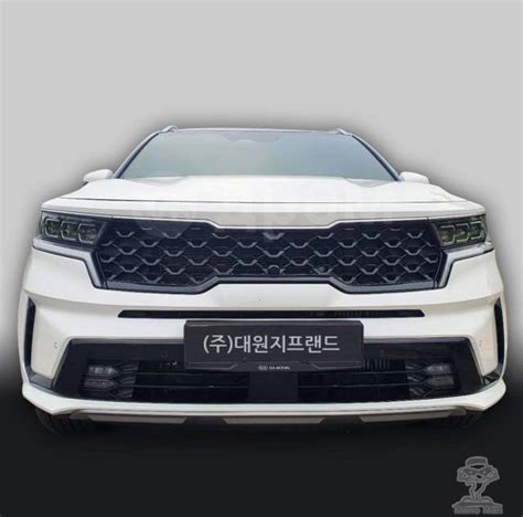 Купить Kia Sorento Тюнинг решетка радиатора Black во Владивостоке по ...