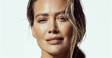 Hilary Duff Poses Nude In Photo Shoot For Body Acceptance And Empowerment
