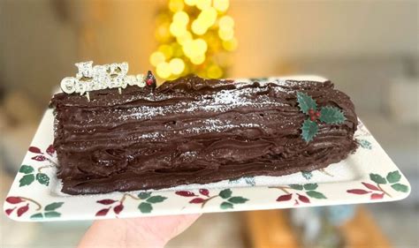 I made Mary Berry’s ‘foolproof’ yule log recipe but don’t make the same ...