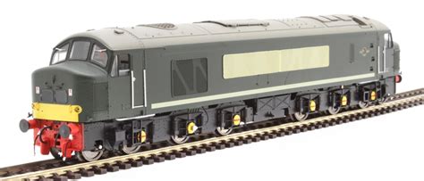 heljan  class  peak  br green  small yellow panels