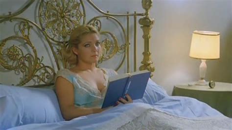 Naked Mar A Salerno In Caray Con El Divorcio