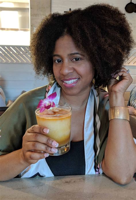 Take Your Taste Buds on Vacation: Tommy Bahama Restaurant Review